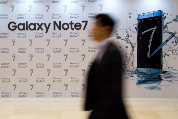 国内航空公司封杀三星Note 7：春秋禁止员工带它上飞机