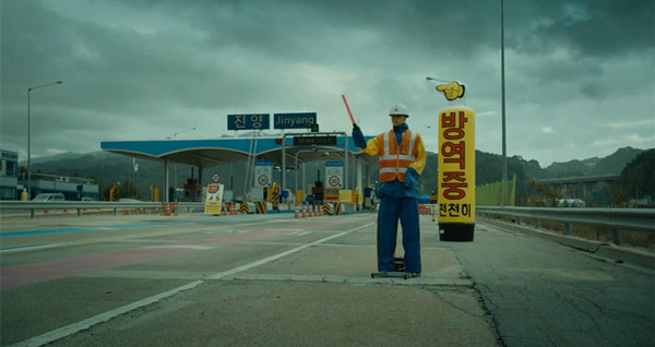 《釜山行》：在商业片的套路中讲好一个人性故事