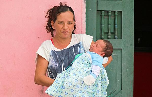 巴西夫妇组家庭足球队，连生13个儿子个个都是球星名