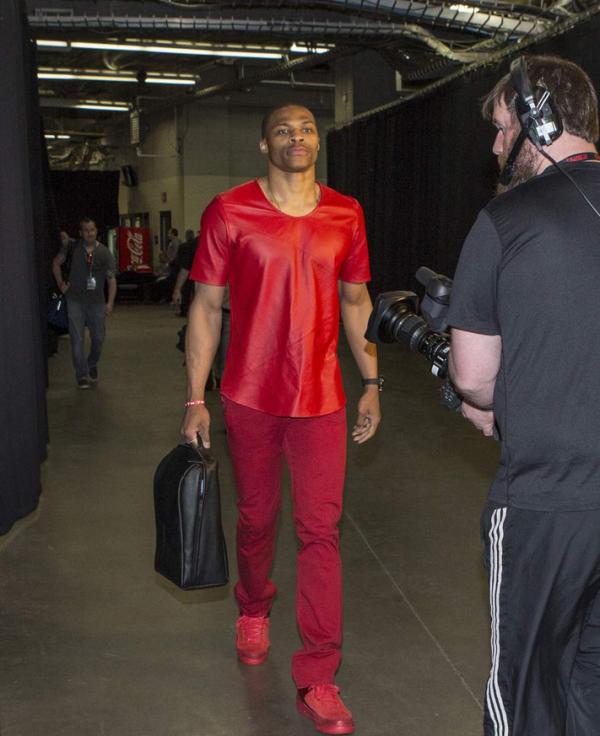 “时尚王”威少进化史：他的“潮范”燃爆了整个纽约时装周