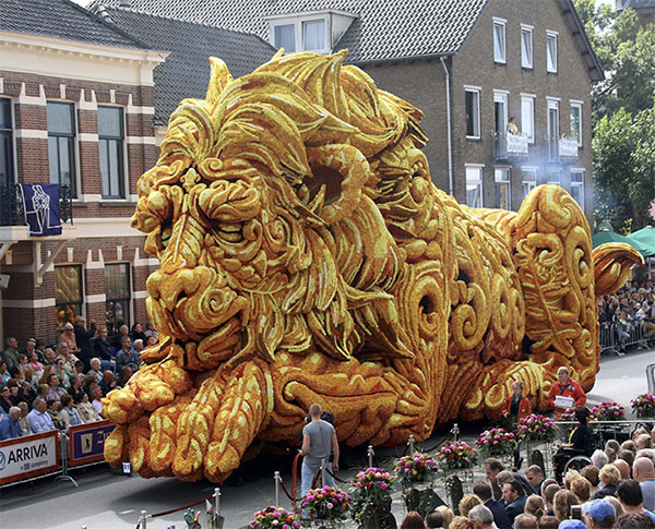 9月和花车很搭吗