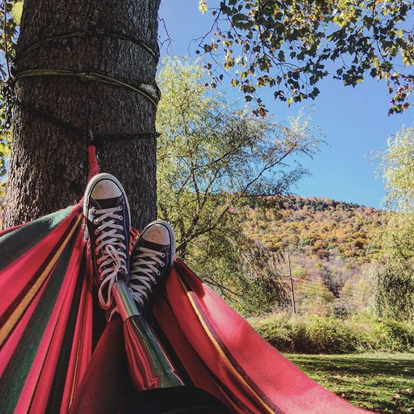 截肢女孩成为时尚博主，只有自己能决定自己的价值