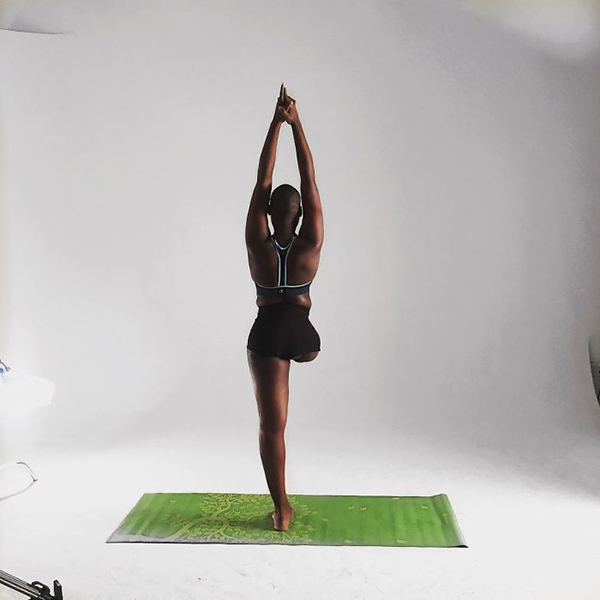 截肢女孩成为时尚博主，只有自己能决定自己的价值