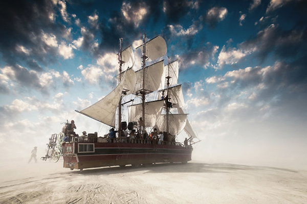 趣看｜仅存8天的临时之城，沙漠中的现世乌托邦