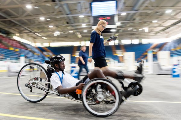 钢铁侠还是阿凡达！科学家组织了一场顶级半机械人奥运会