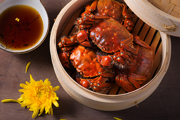 巧用“蟹八件”，“文食”大闸蟹