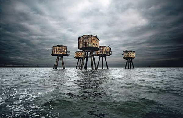 那些废墟，散落在天涯