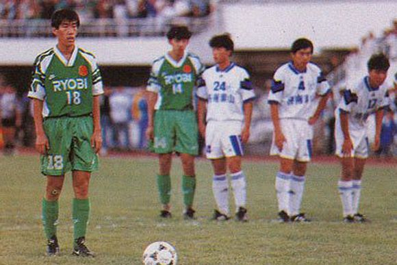 邻居眼中的高洪波：集训回家给父母烧菜，为国足输泰国流泪