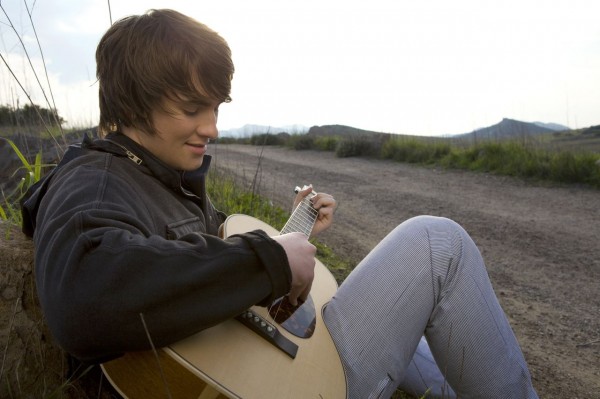 夜半歌声丨“爱我，然后安静地听我说”