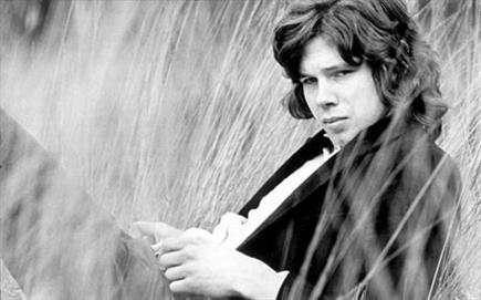 夜半歌声丨“爱我，然后安静地听我说”