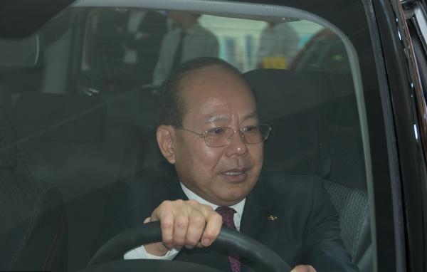 广汽集团董事长张房有到龄退休：曾涉刘铁男案，曾庆洪接棒
