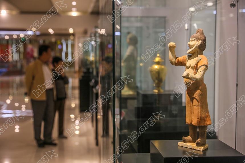 南通举办一带一路 大唐盛世精品文物展 (1).jpg