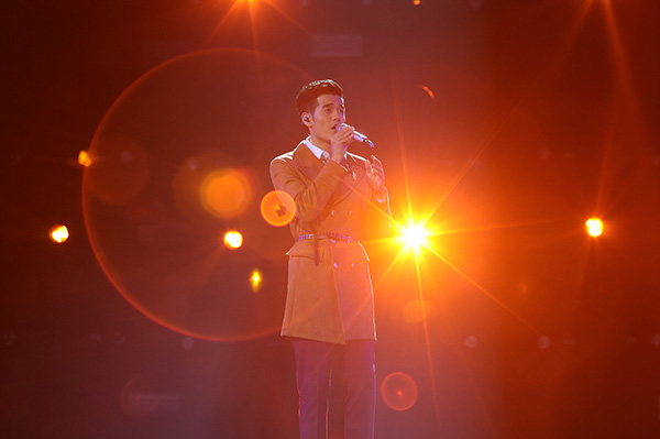 汪峰终于当上了冠军导师：最感谢子怡