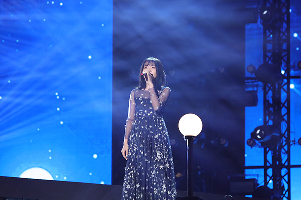 汪峰终于当上了冠军导师：最感谢子怡