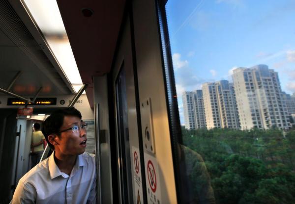 长假泼冷水市场观望情绪变浓，高烧的楼市从寒露开始降温？