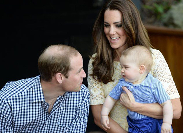 趣看｜两个月大北鼻发量多，爆款空气式怒发秀飘柔