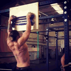 在《权力的游戏》里当了炮灰，马王这次把肌肉搞大了