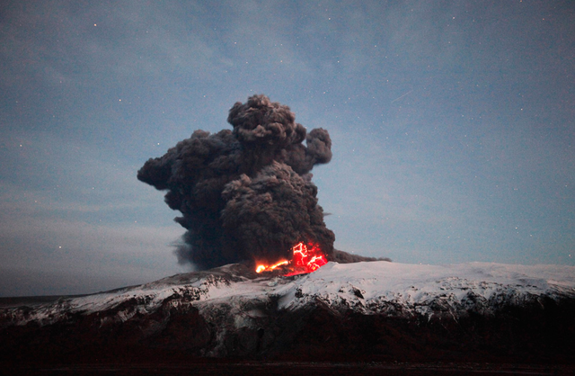 冰岛七火山：地质版“冰与火之歌”