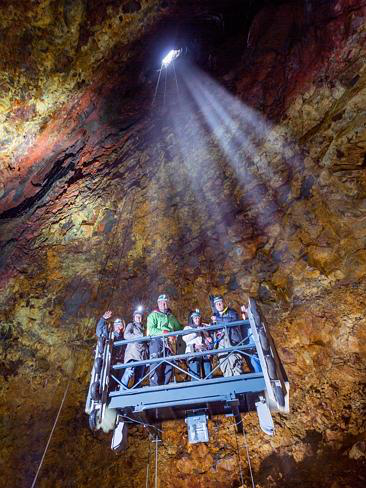 冰岛七火山：地质版“冰与火之歌”