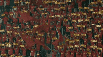 国足0比2不敌乌兹别克斯坦，谈出线？场上连射门都是奢望