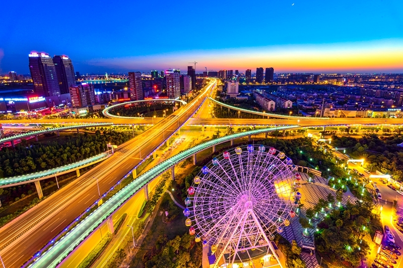 二等奖  张进祥 城市脉搏 律动交通.jpg