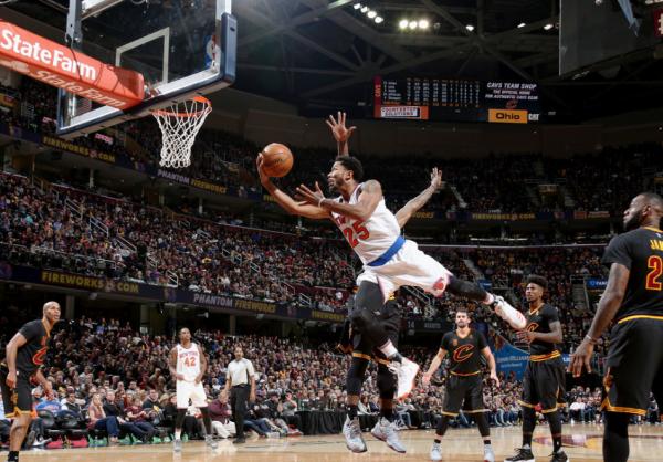 张佳玮 | 老司机开车就是稳，马刺也有“死亡阵容”了