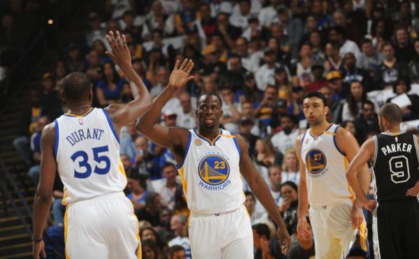 张佳玮 | 老司机开车就是稳，马刺也有“死亡阵容”了