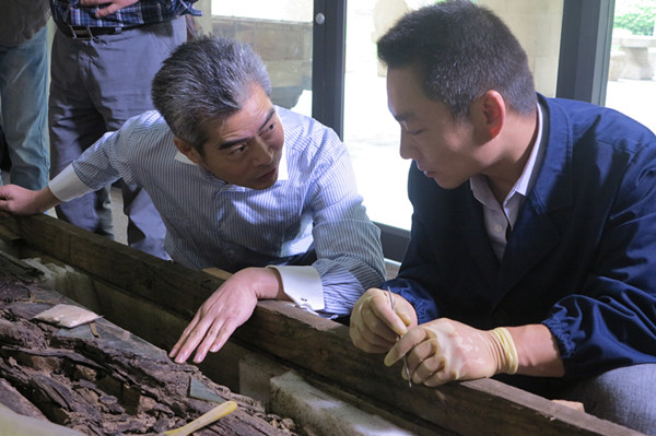 徐州博物馆文保中心主任：千年玉棺是如何修复还原的