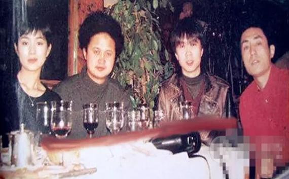 巩俐崔健差点掺合中国足球，《红高粱》女主角险些泡汤