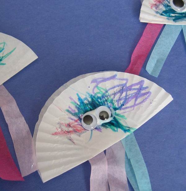 纸杯蛋糕吃完后，竟然还可以用来上创意美术课