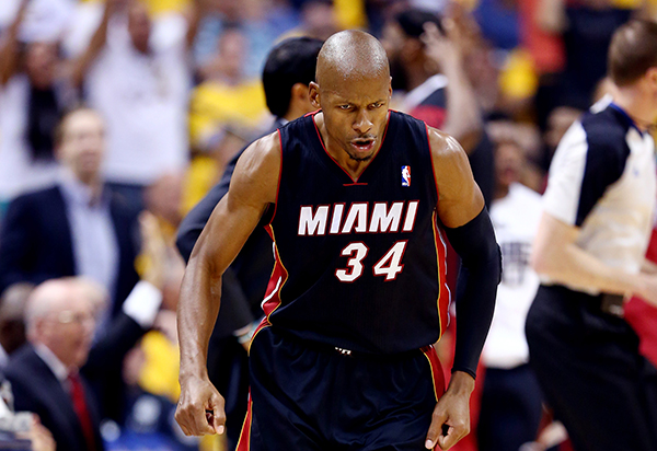 “艺术家”雷·阿伦，一个41年的强迫症患者