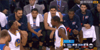 杜兰特39分弑杀旧主雷霆！当他被威少盖帽时，他笑了