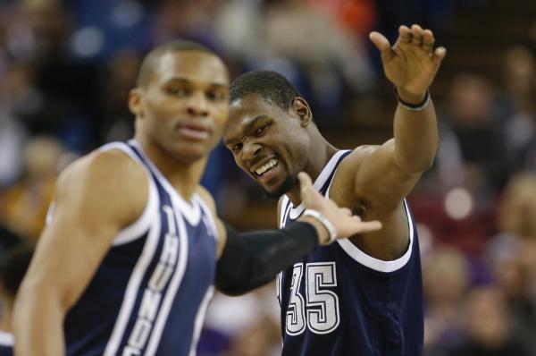 杜兰特39分弑杀旧主雷霆！当他被威少盖帽时，他笑了