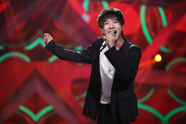 看电视丨有没有剧本无所谓，节目好看就行