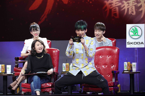 看电视丨有没有剧本无所谓，节目好看就行