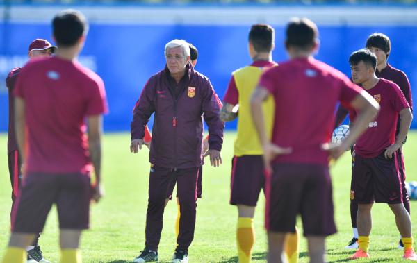 里皮的昆明12天：拒政府宴请去了趟医院，基地酒店两点一线