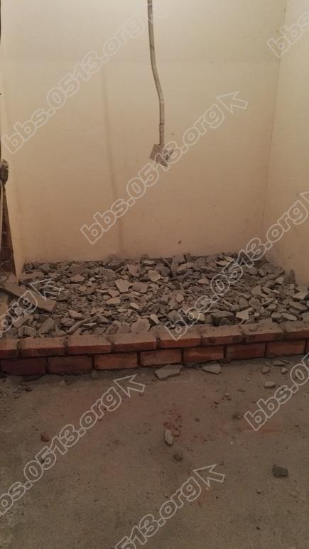 阳台储物间地坪填充