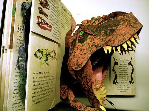 真正的立体书可不是豪华加长版的贺年卡