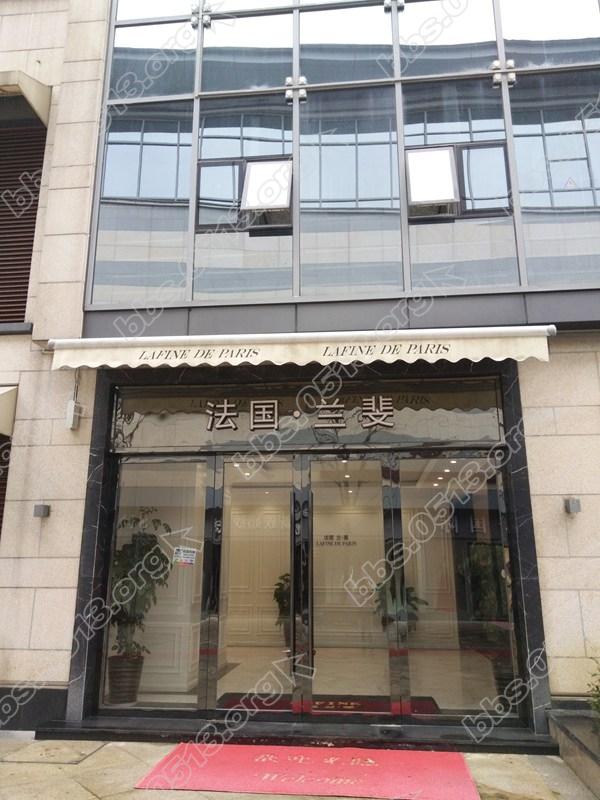 苏州虎丘婚纱城婚纱采购