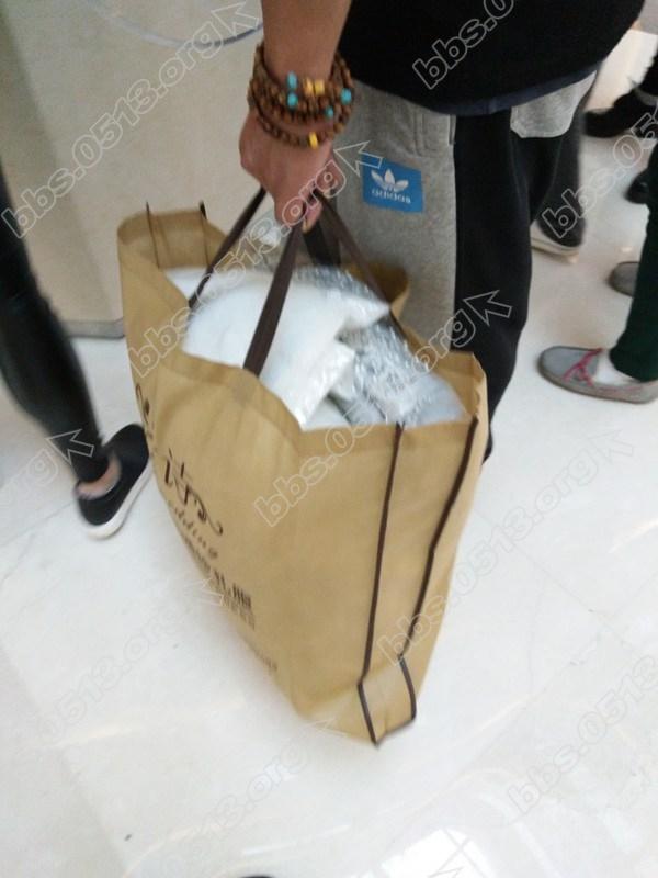 苏州虎丘婚纱城婚纱采购