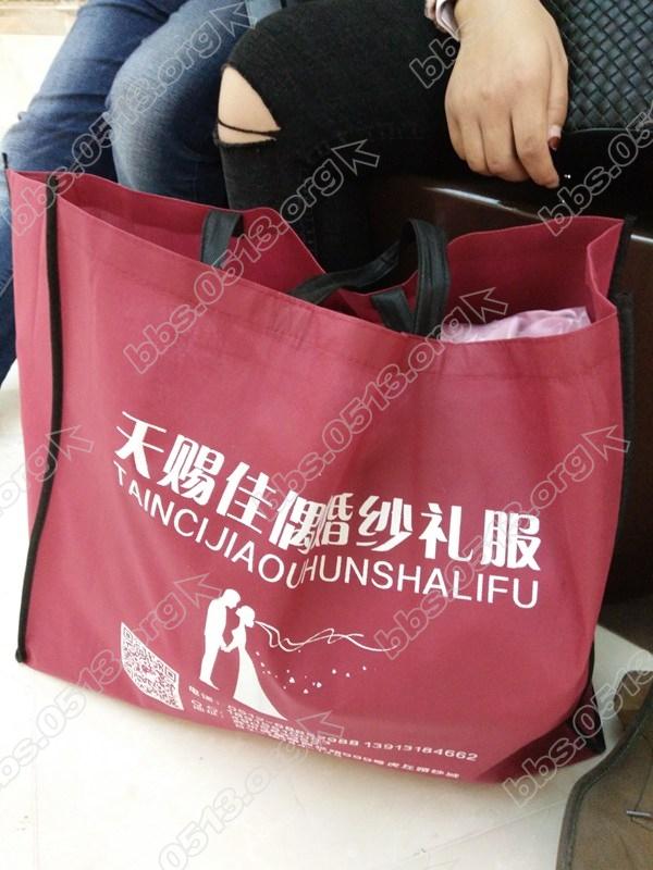 苏州虎丘婚纱城婚纱采购