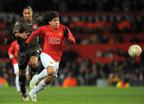 申花抢下特维斯？他们要付的不止是高薪和巨额转会费