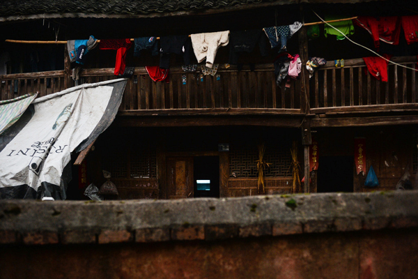 一名乡村教师为这群留守儿童撑起的“篮球梦”