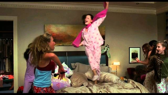 一觉醒来发现我和她换了身体！这样也可以吗？