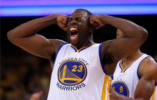 格林是故意的吗？对手妻子求他别再踢裆，“我们还想要孩子”