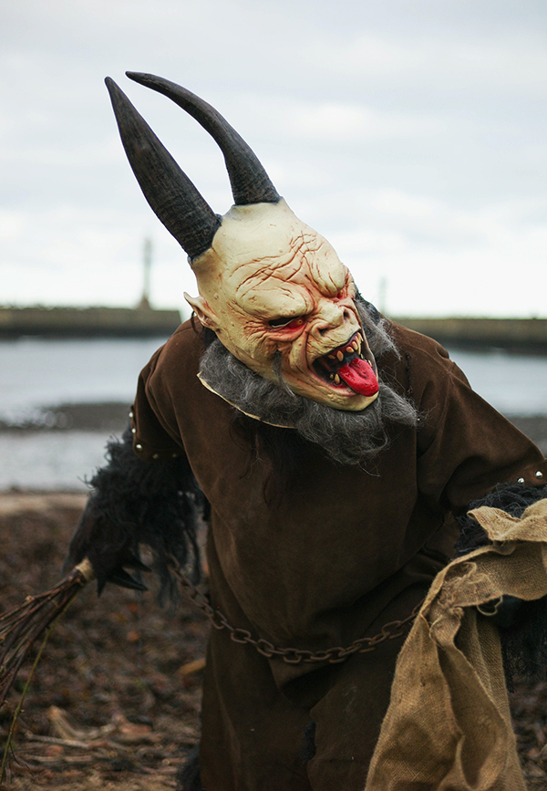 趣看｜圣诞节将至，万圣节欠的债该还了