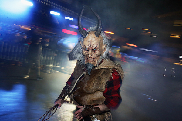 趣看｜圣诞节将至，万圣节欠的债该还了