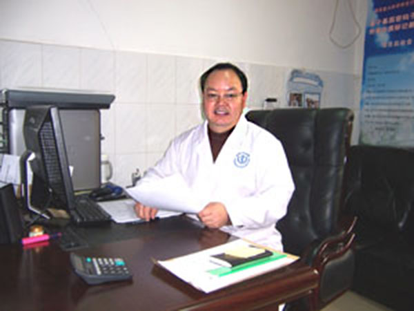 能免疫所有病毒的“完全活性病毒疫苗”，是如何保障安全的？