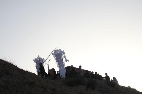 “伙子里”：西北农村社会最后的互惠机制，正面临蚕食