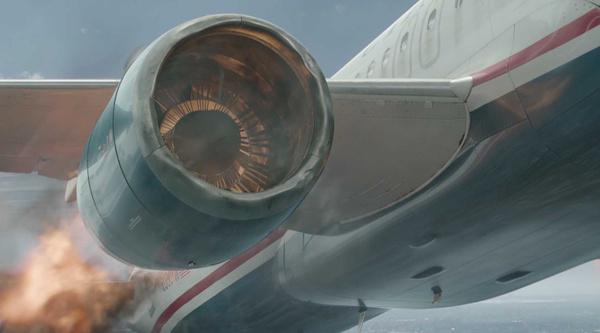 《萨利机长》：155条生命被救背后的故事